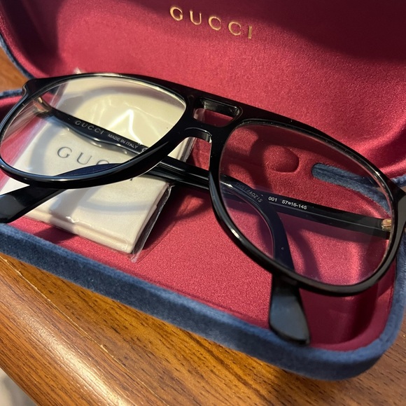 10/10 condition. Authentic Gucci eyeglasses - Picture 2 of 9